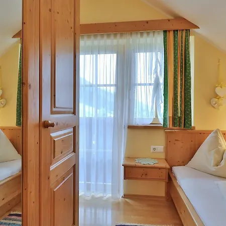 Haus Martin Apartman *